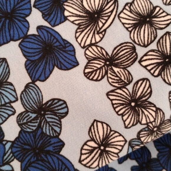 NWT CeCe Soft Knit Dress - Picture 8 of 10